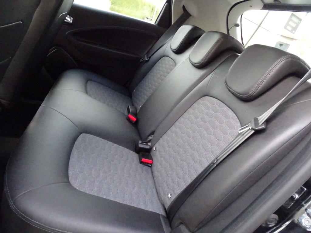 Used Renault Zoe 2021 for sale - 77045459: Photo 19