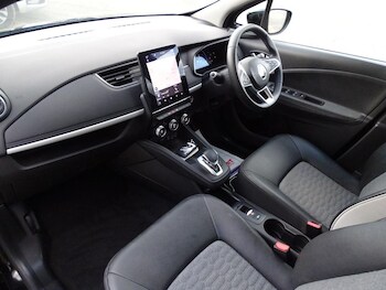 Used Renault Zoe 2021 for sale - 77045459: Photo