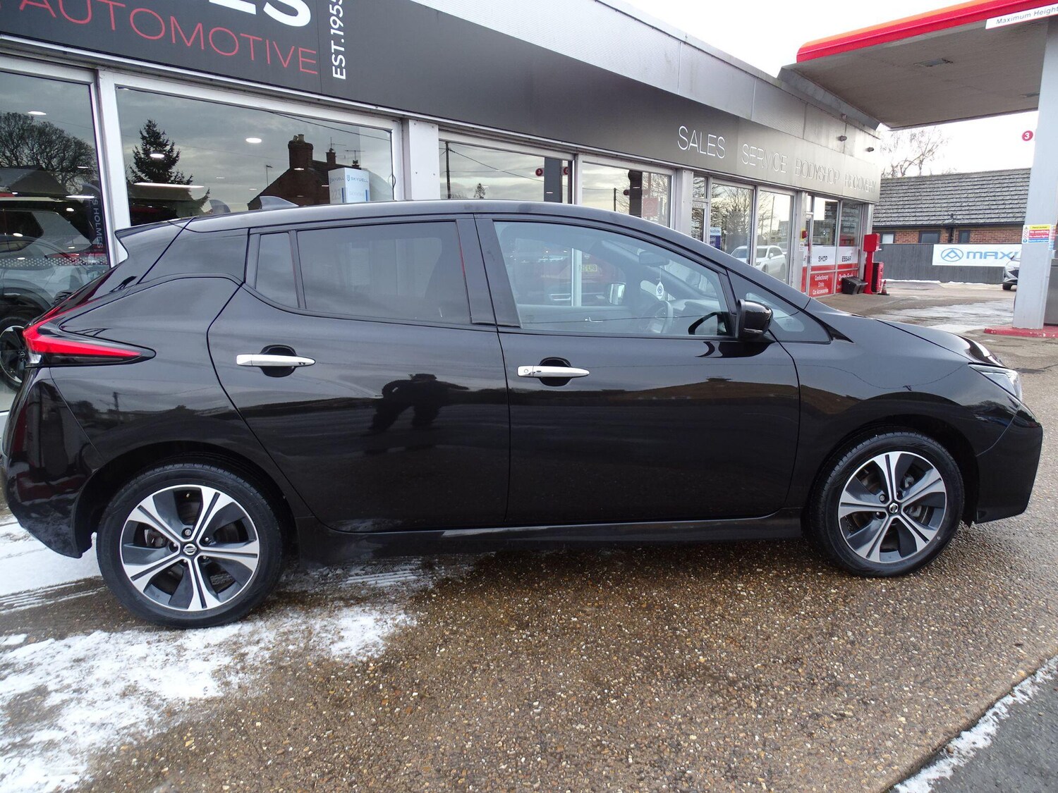 Used Nissan Leaf 2021 for sale - 77378220: Photo 12