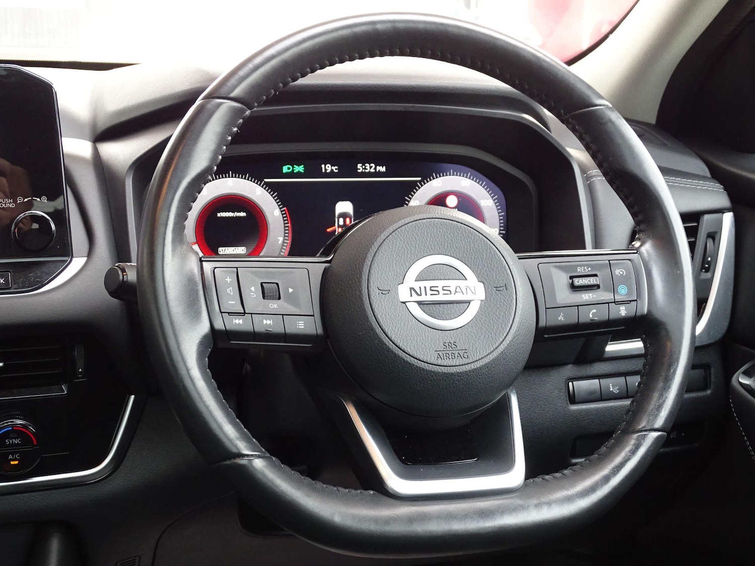 Used Nissan Qashqai 2021 for sale - 77854186: Photo 32