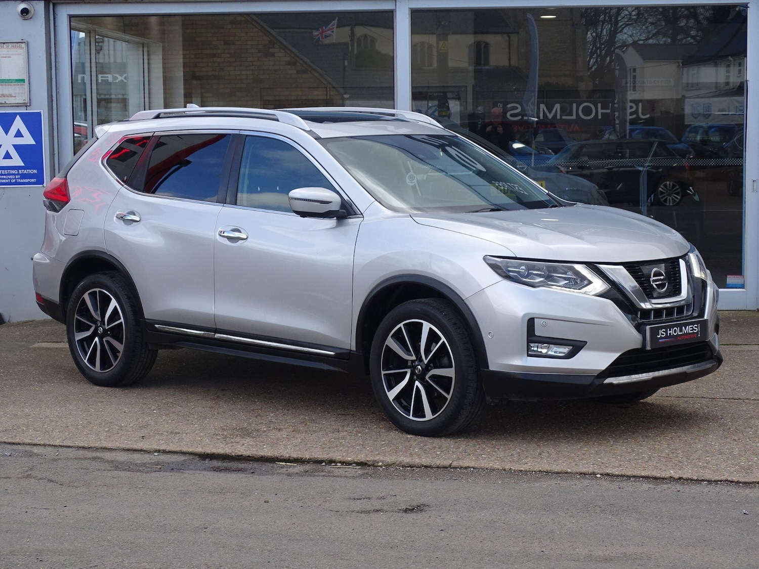 Used Nissan X-Trail 2018 for sale - 77838680: Photo 2