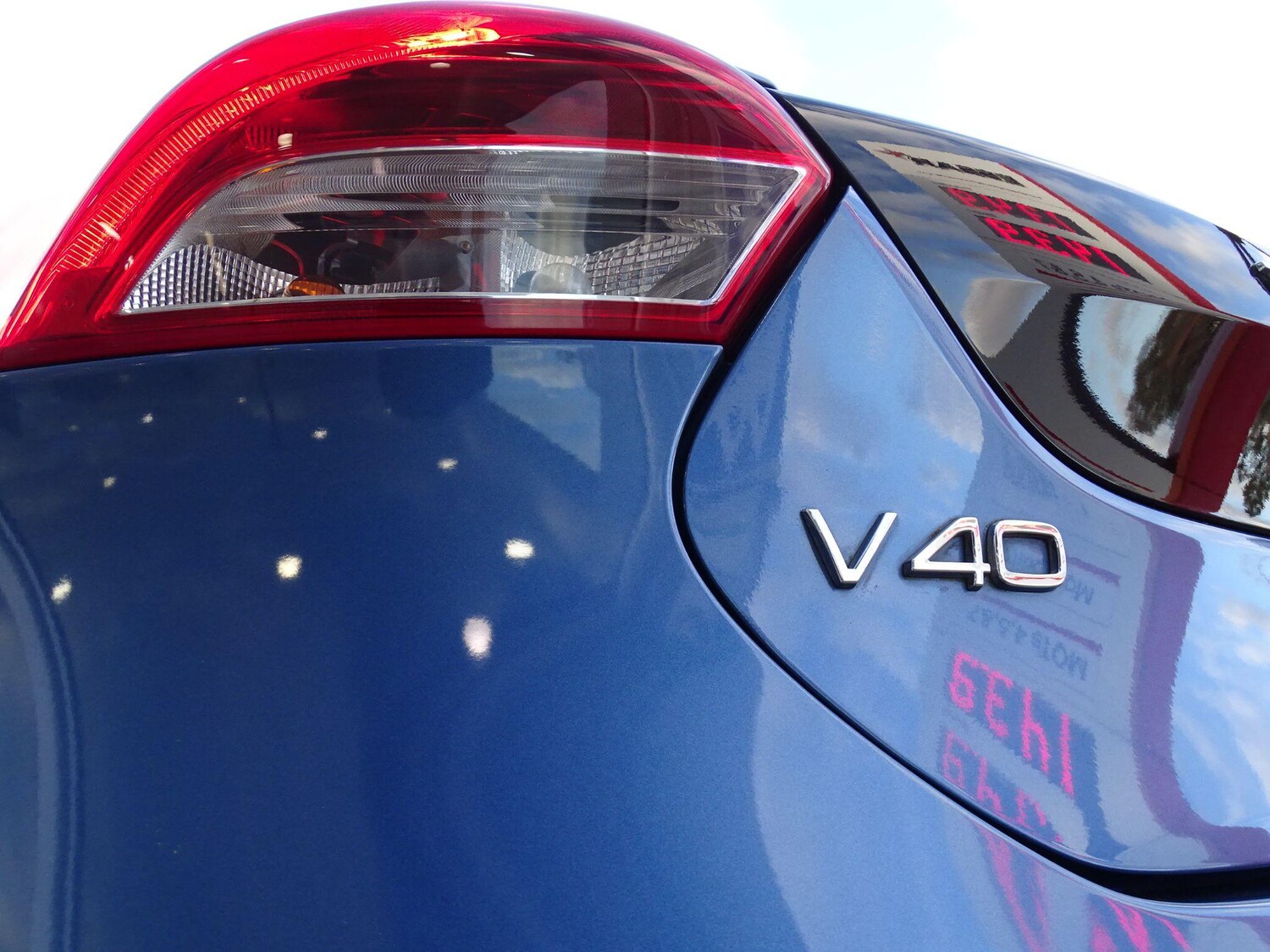 Used Volvo V40 2018 for sale - 77378207: Photo 38