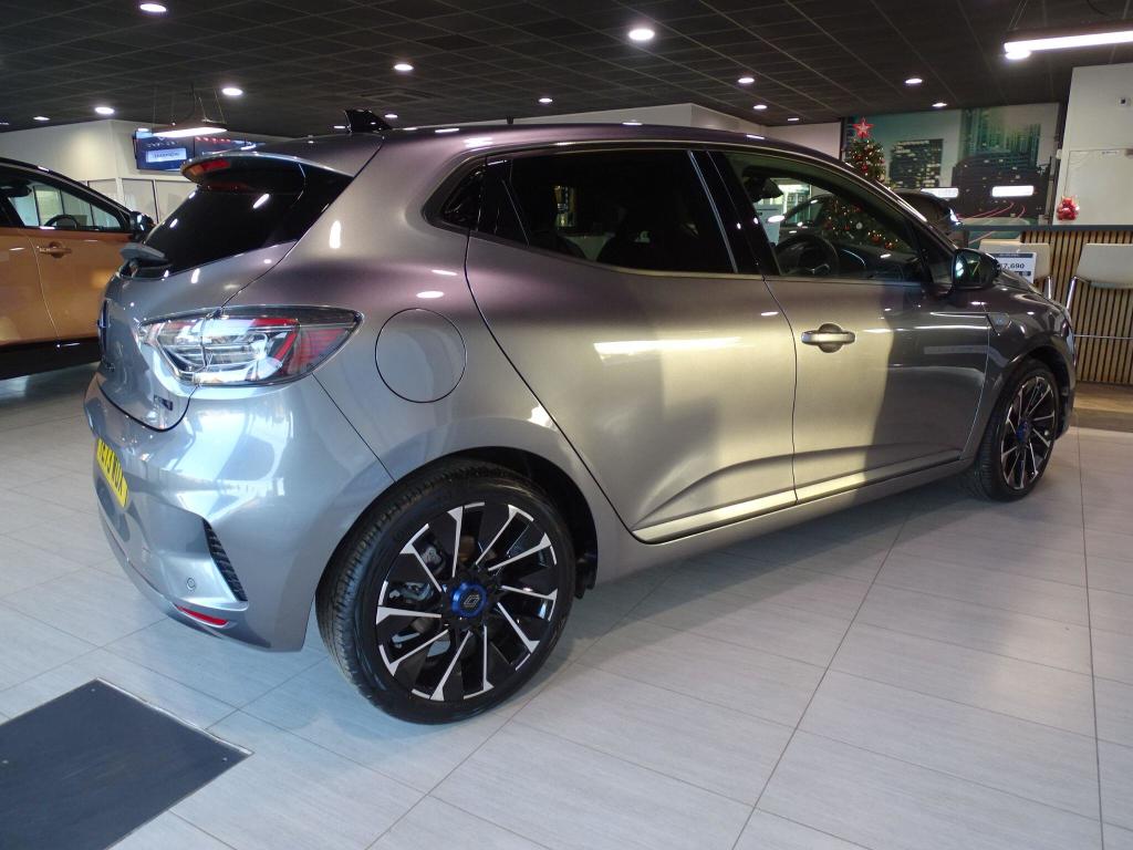 Used Renault Clio 2023 for sale - 77045461: Photo 11