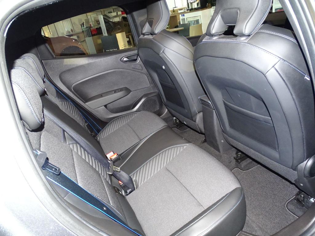 Used Renault Clio 2023 for sale - 77045461: Photo 16