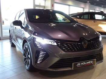 Used Renault Clio 2023 for sale - 77045461: Photo