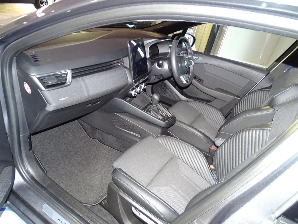 Used Renault Clio 2023 for sale - 77045461: Photo 33