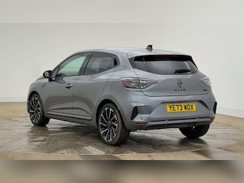 Used Renault Clio 2023 for sale - 77045461: Photo