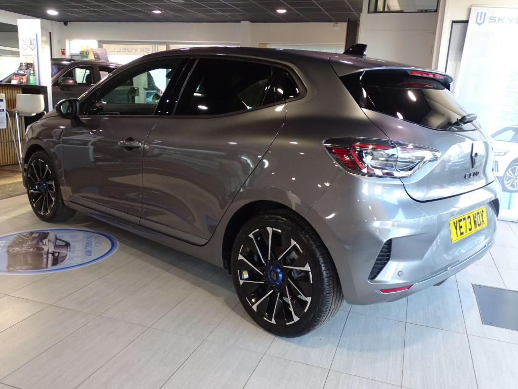 Used Renault Clio 2023 for sale - 77045461: Photo 8