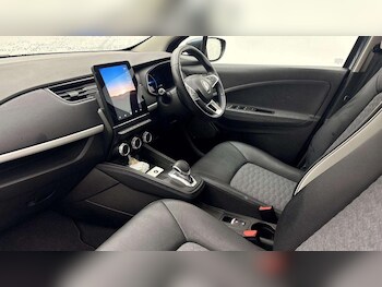 Used Renault Zoe 2022 for sale - 77045460: Photo