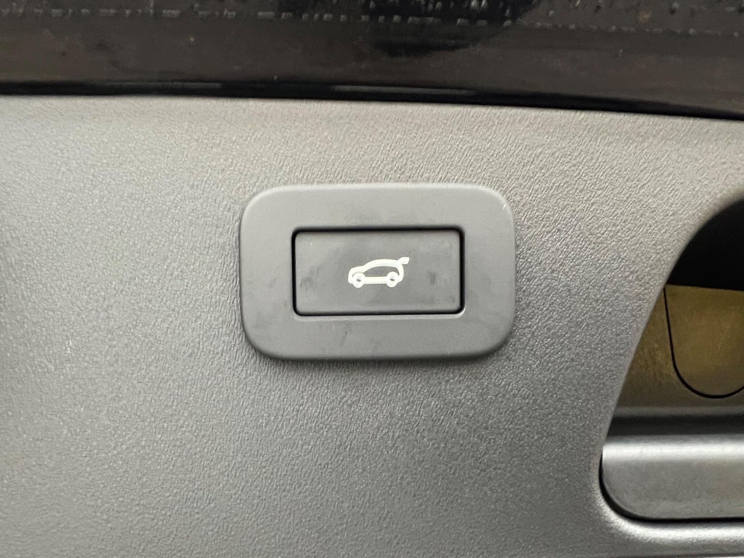 Used Jaguar E-Pace 2024 for sale - 77306065: Photo 61