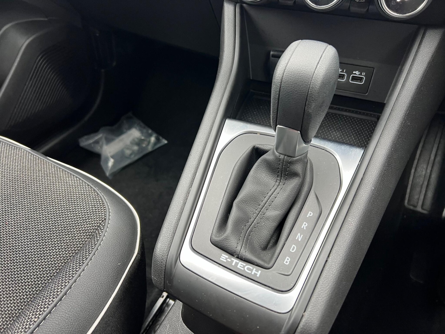 Used Renault Captur 2023 for sale - 76990240: Photo 19