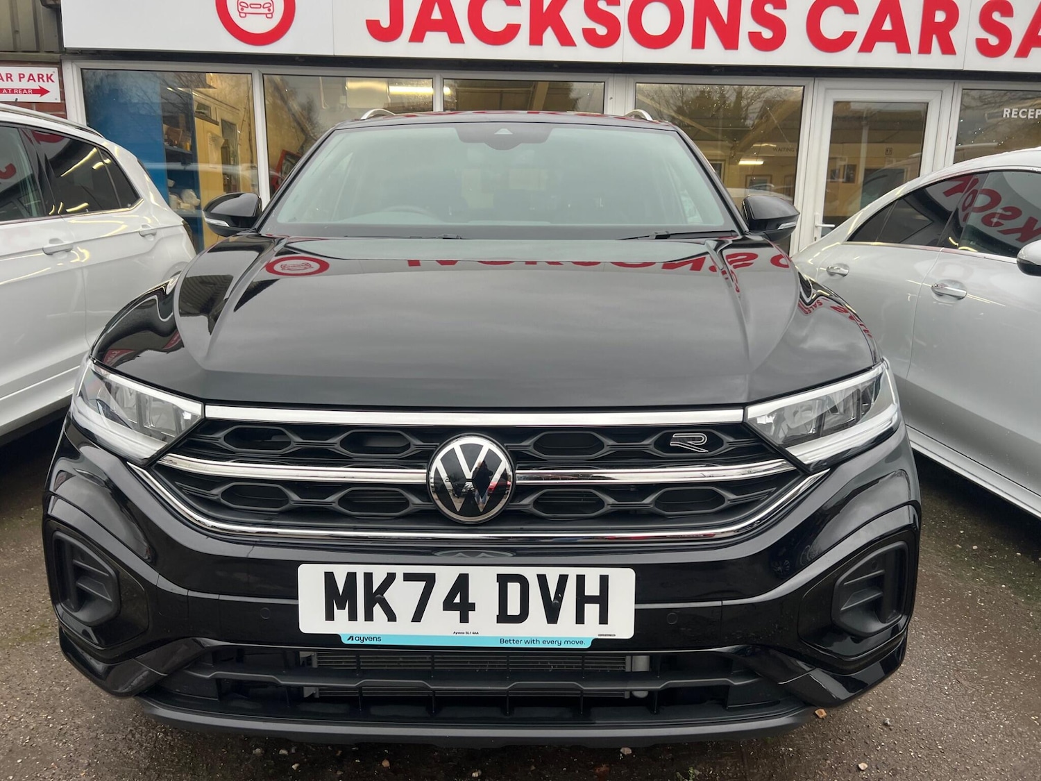 Used Volkswagen T-Roc 2024 for sale - 76472162: Photo 2