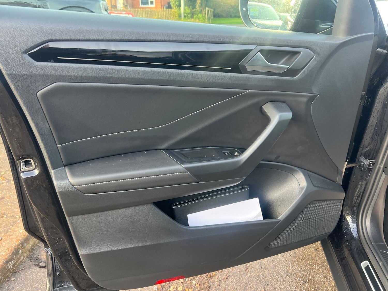 Used Volkswagen T-Roc 2024 for sale - 76472162: Photo 65