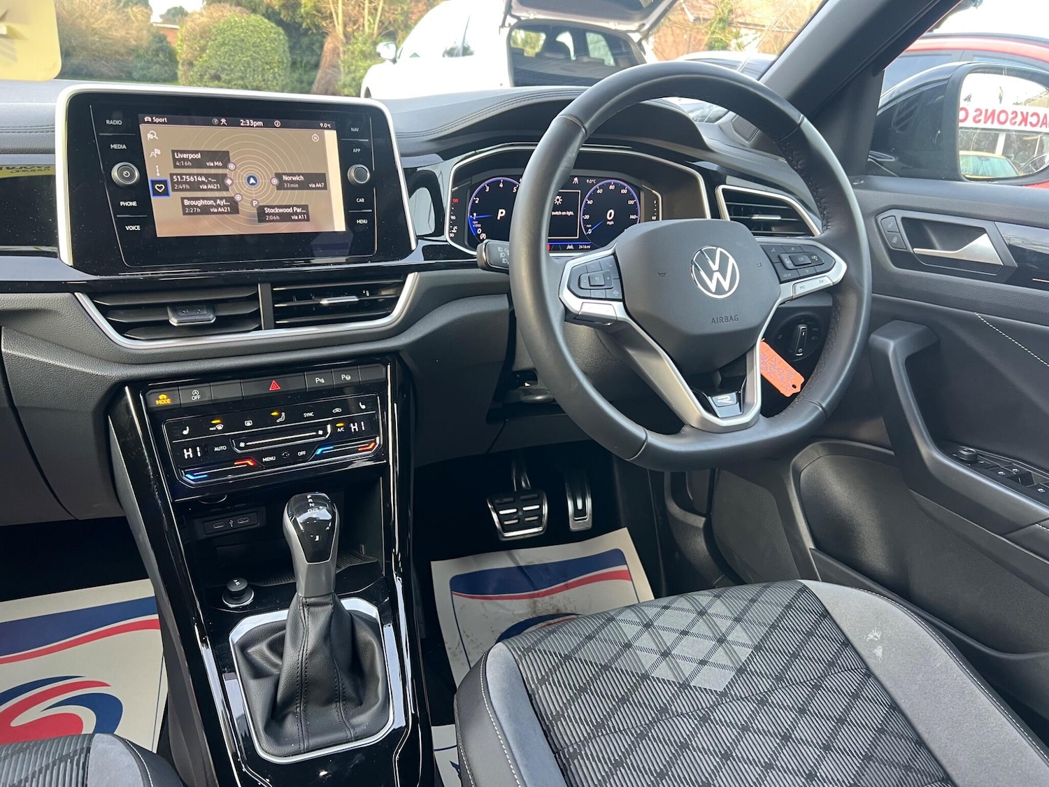 Used Volkswagen T-Roc 2024 for sale - 76472162: Photo 66