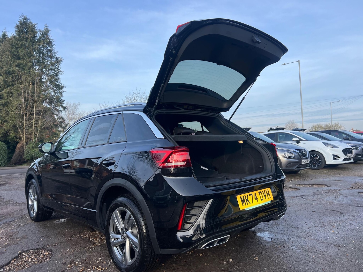 Used Volkswagen T-Roc 2024 for sale - 76472162: Photo 74