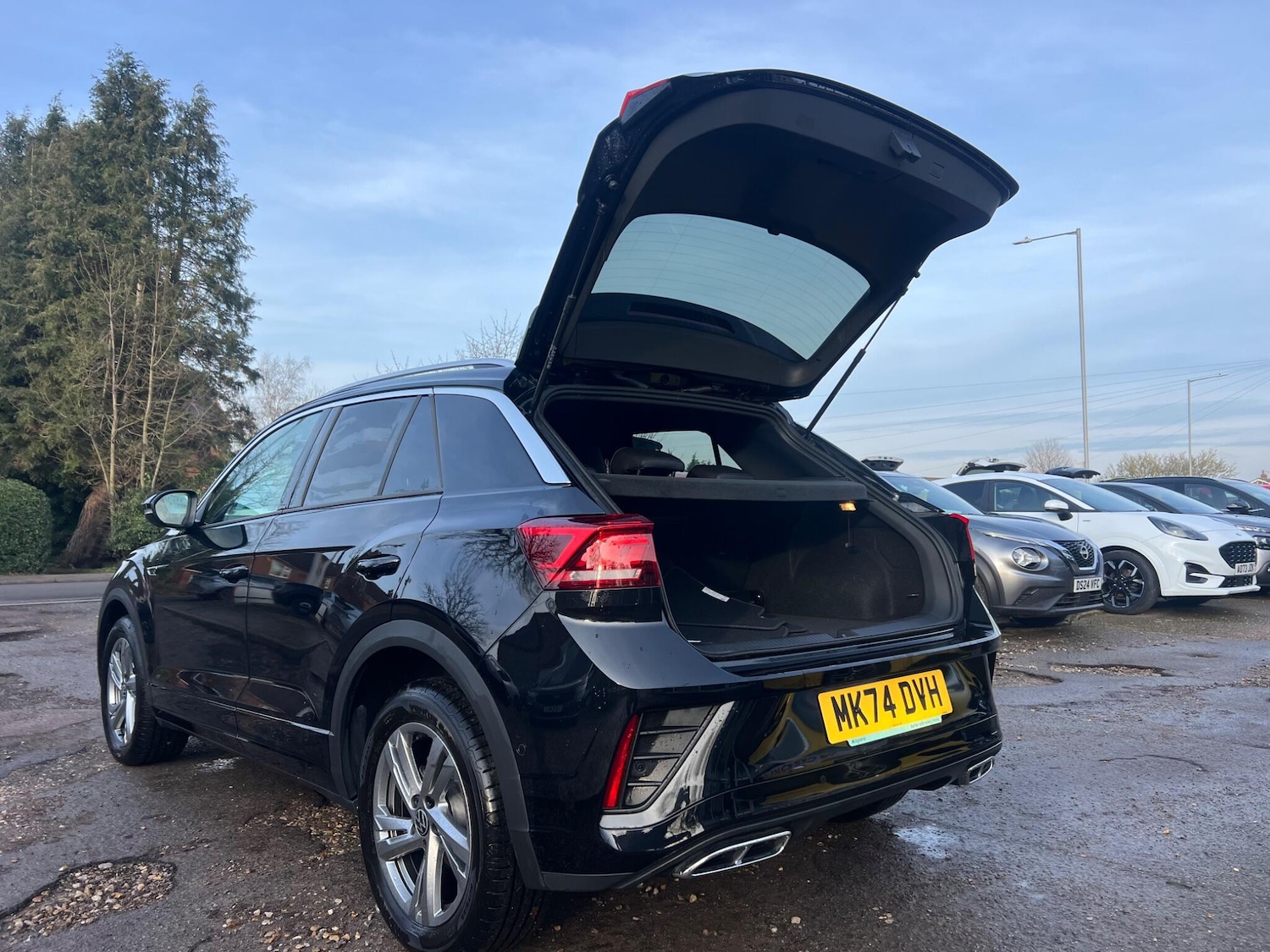 Used Volkswagen T-Roc 2024 for sale - 76472162: Photo 75