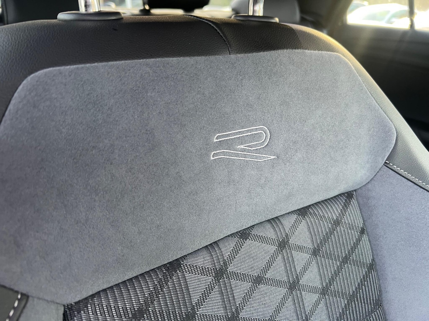 Used Volkswagen T-Roc 2024 for sale - 76472162: Photo 85