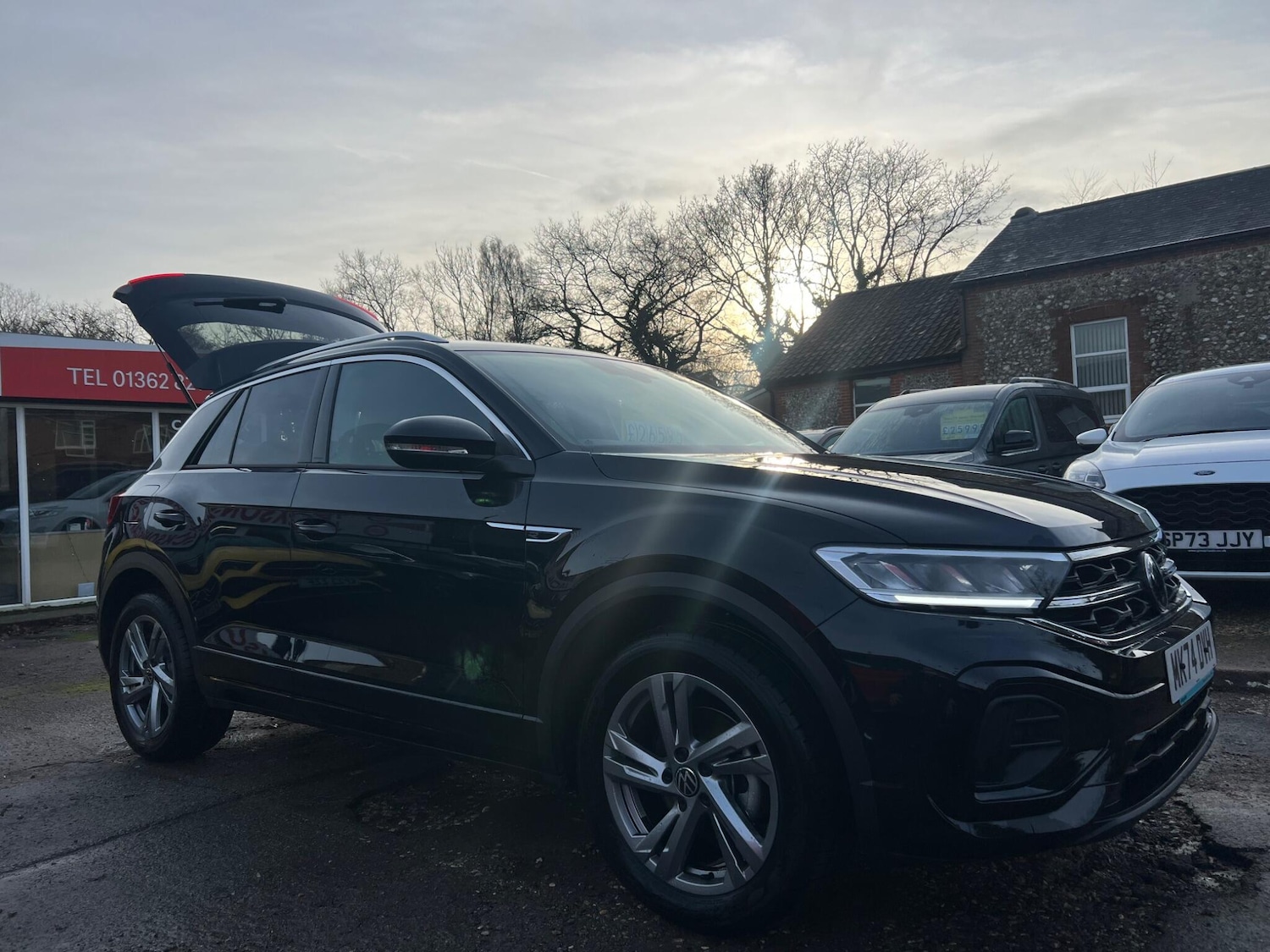 Used Volkswagen T-Roc 2024 for sale - 76472162: Photo 97