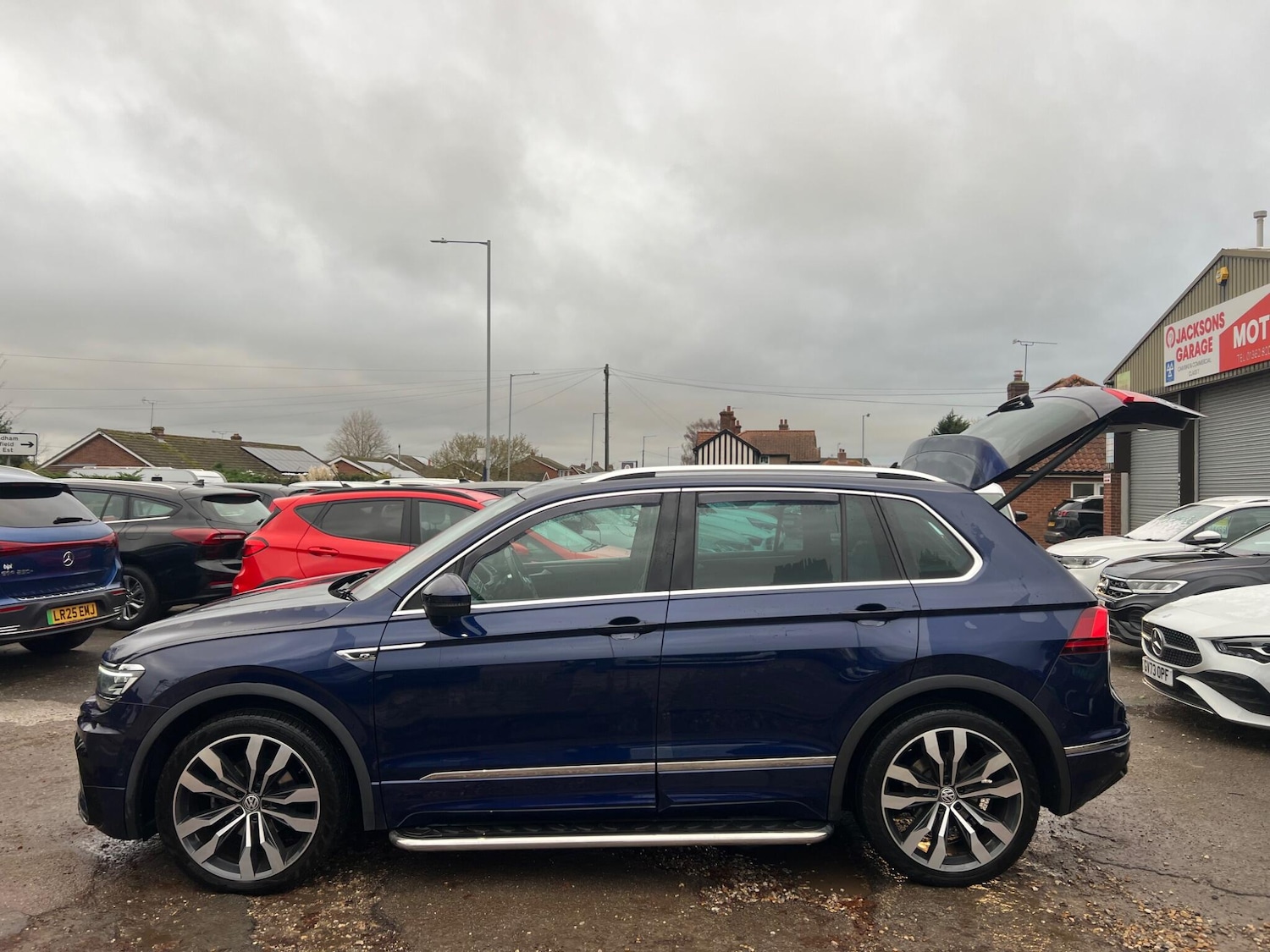 Used Volkswagen Tiguan 2018 for sale - 76634042: Photo 23