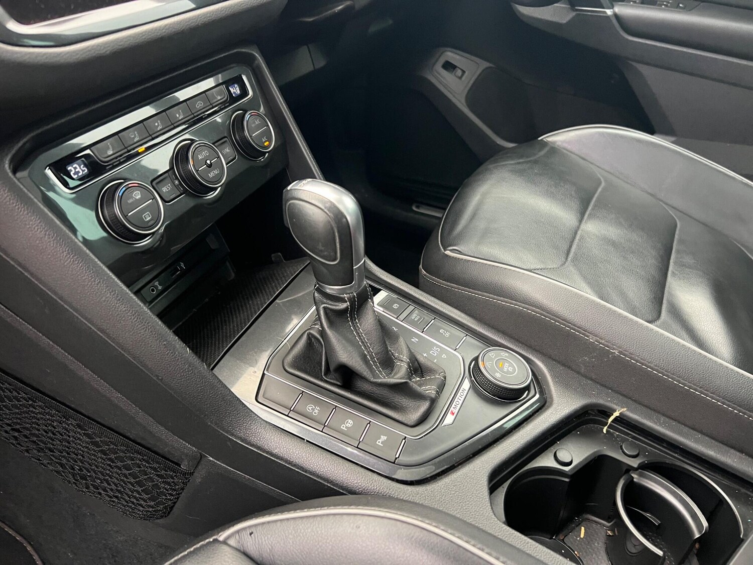 Used Volkswagen Tiguan 2018 for sale - 76634042: Photo 30