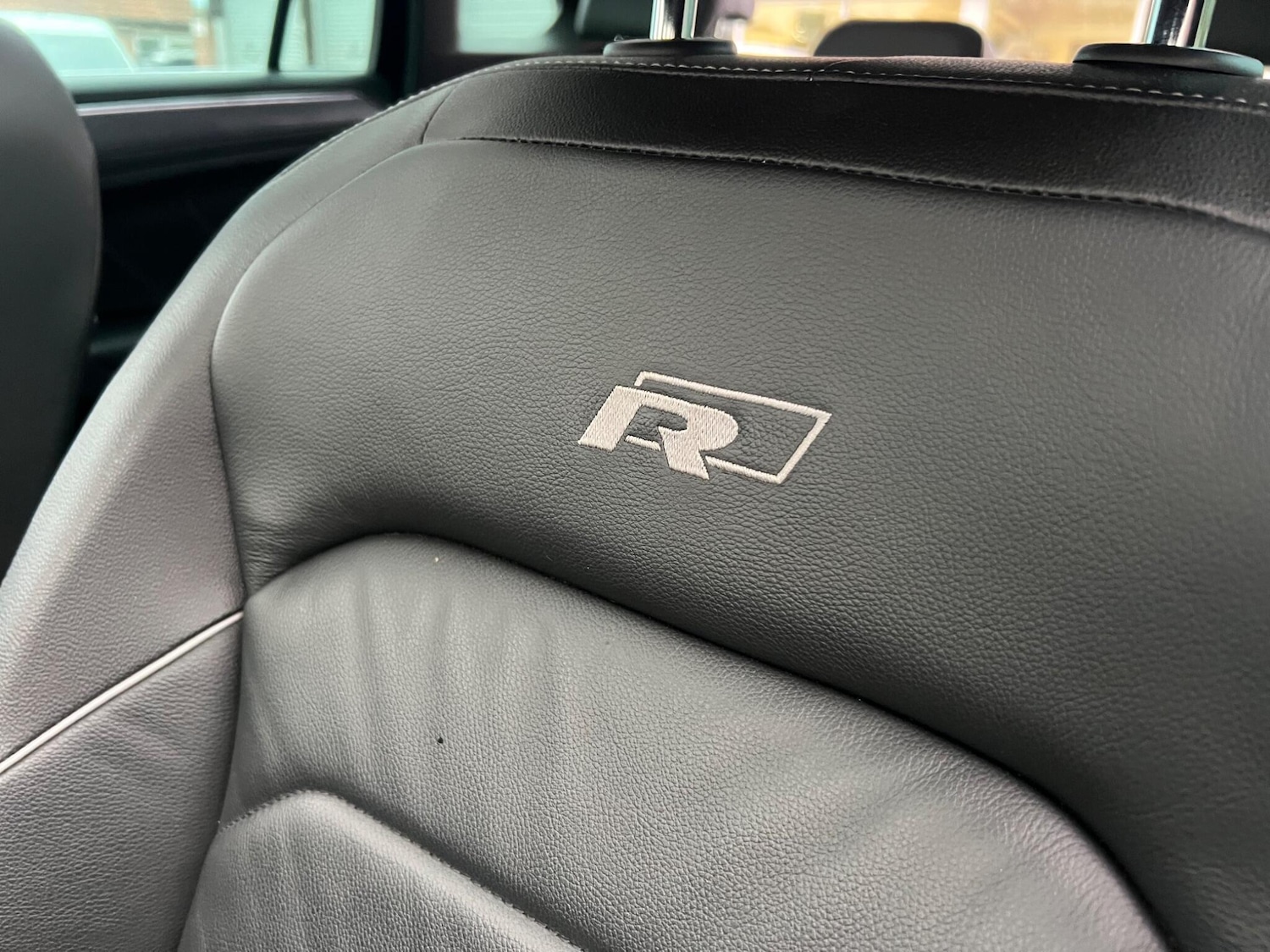 Used Volkswagen Tiguan 2018 for sale - 76634042: Photo 32