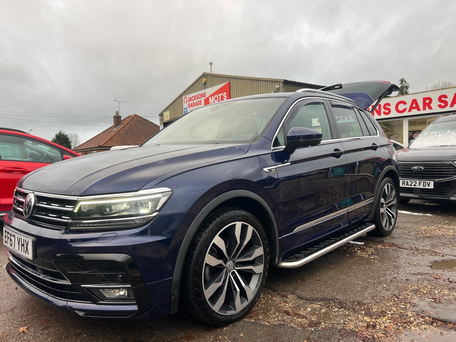 Used Volkswagen Tiguan 2018 for sale - 76634042: Photo 42