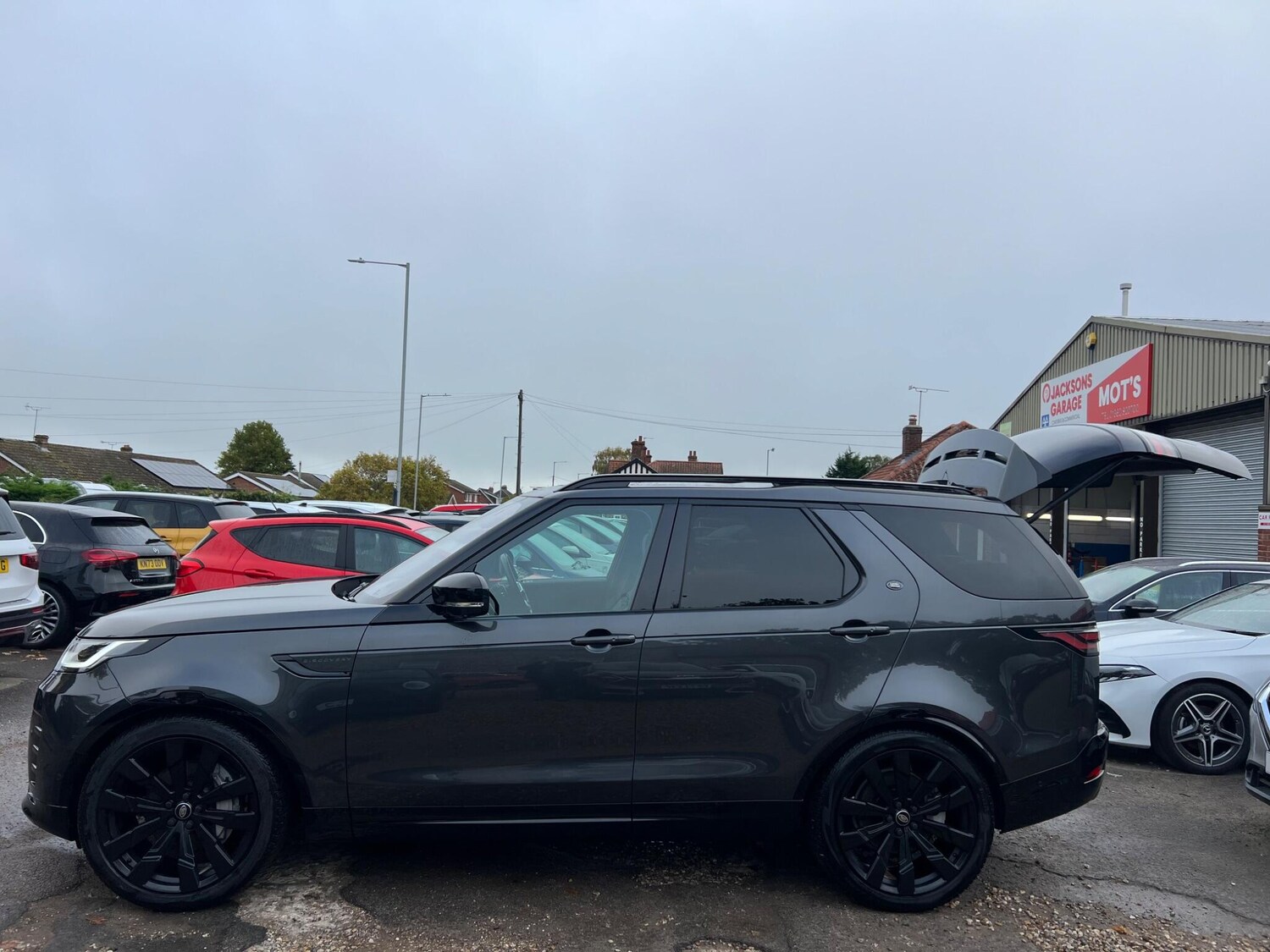 Used Land Rover Discovery 2023 for sale - 76138578: Photo 12