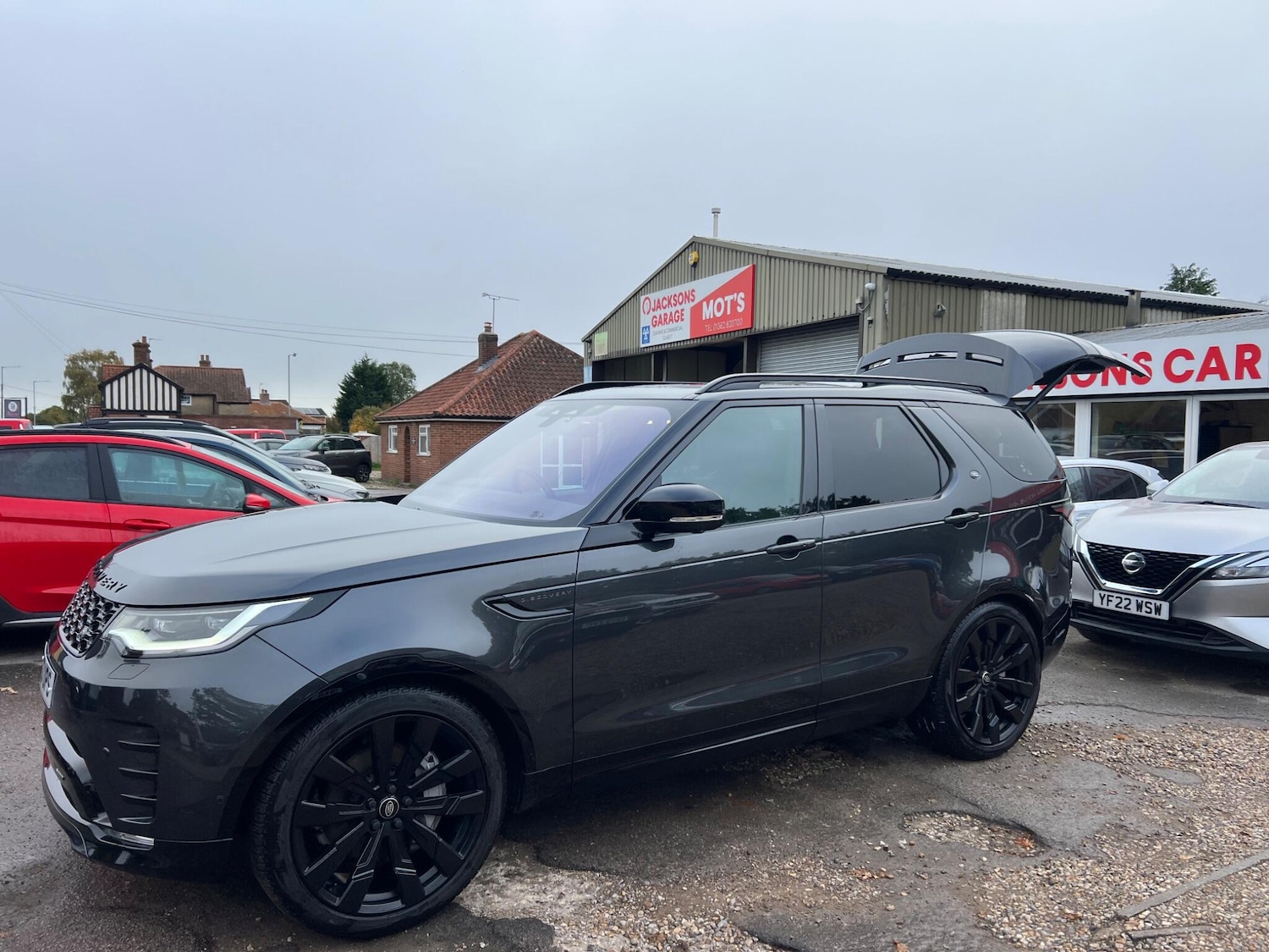 Used Land Rover Discovery 2023 for sale - 76138578: Photo 13