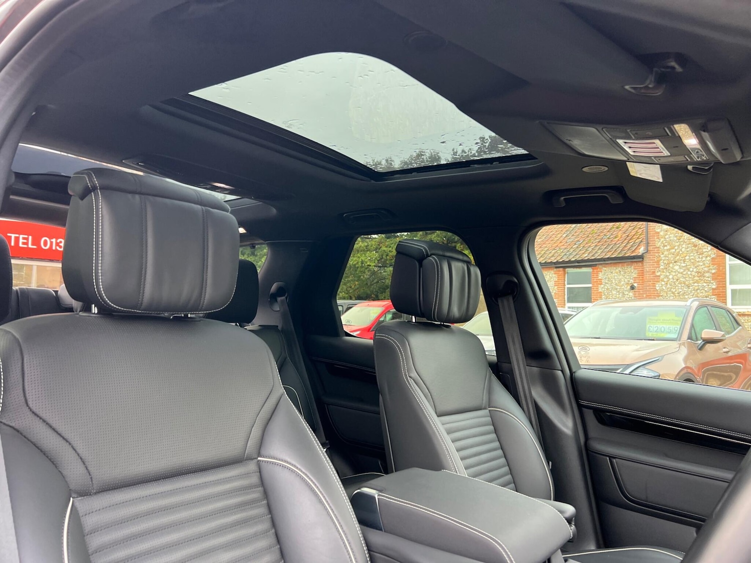 Used Land Rover Discovery 2023 for sale - 76138578: Photo 30