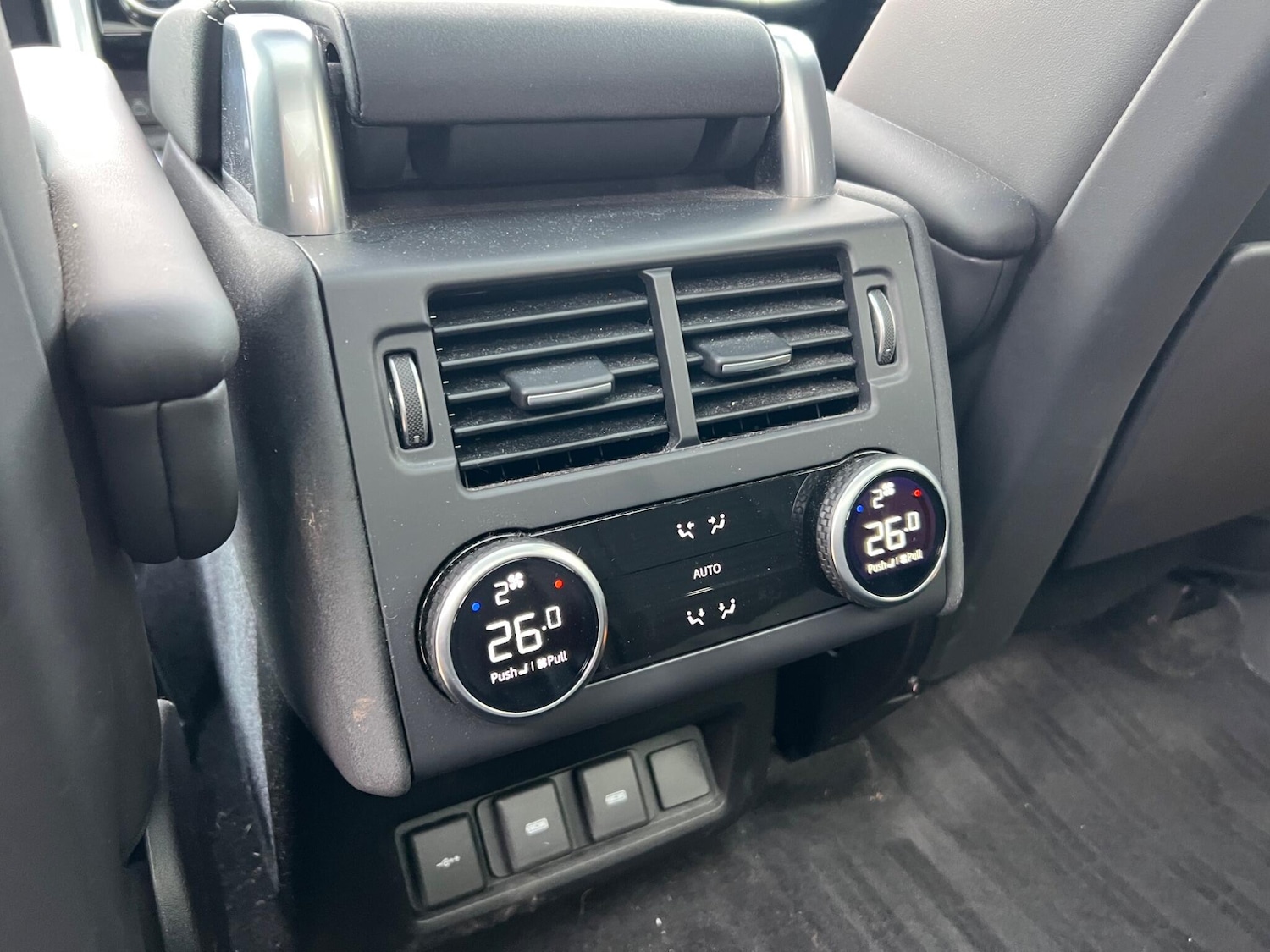 Used Land Rover Discovery 2023 for sale - 76138578: Photo 63