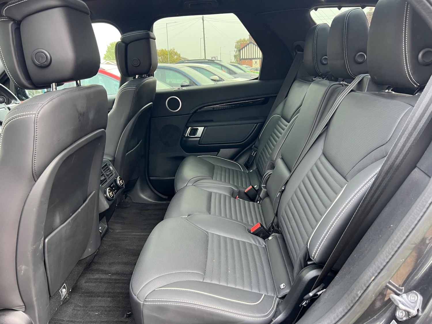 Used Land Rover Discovery 2023 for sale - 76138578: Photo 66