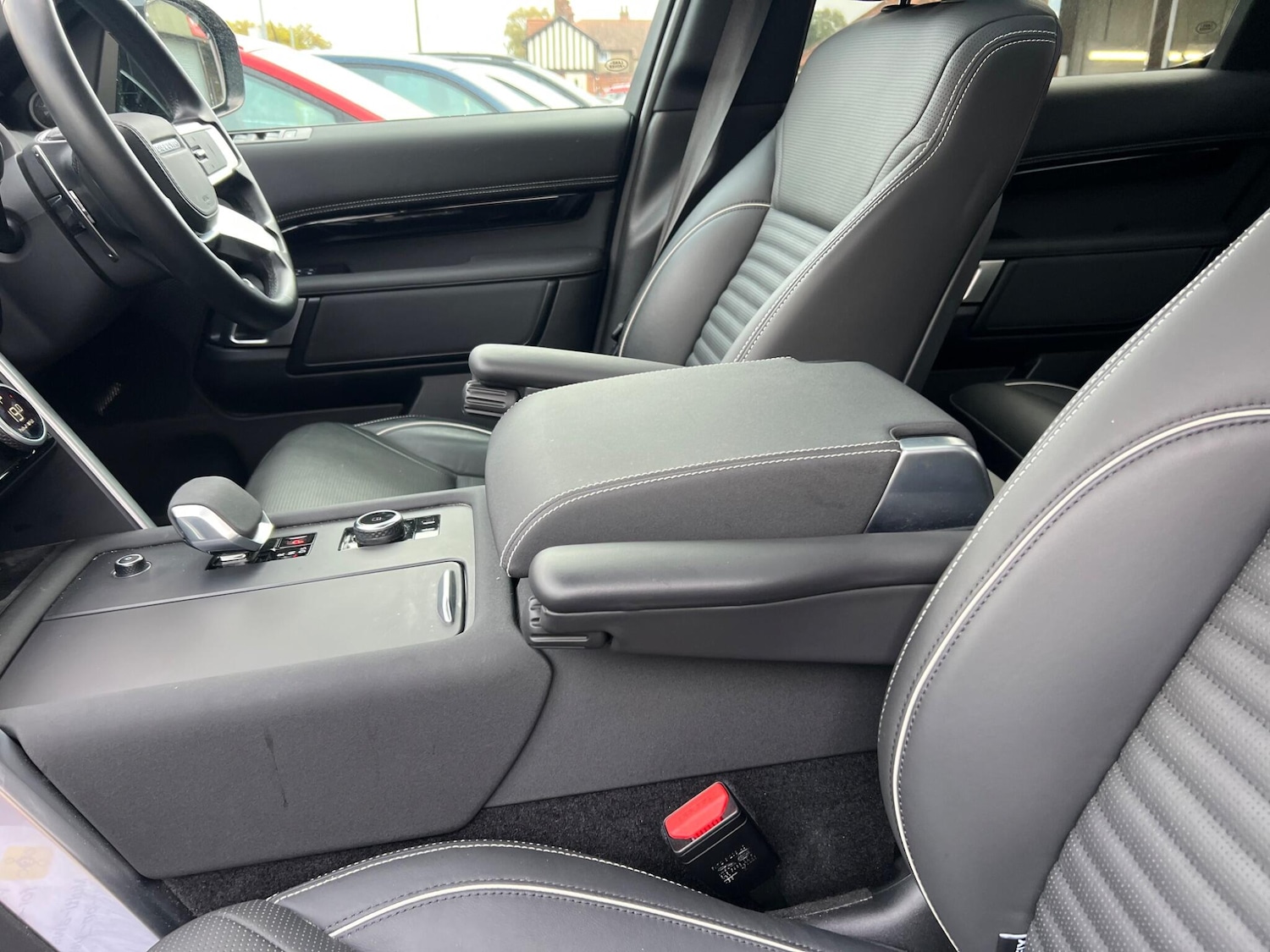 Used Land Rover Discovery 2023 for sale - 76138578: Photo 69