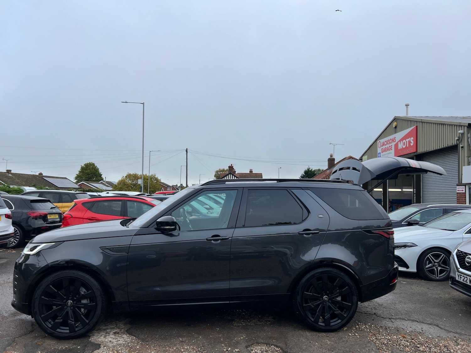 Used Land Rover Discovery 2023 for sale - 76138578: Photo 7