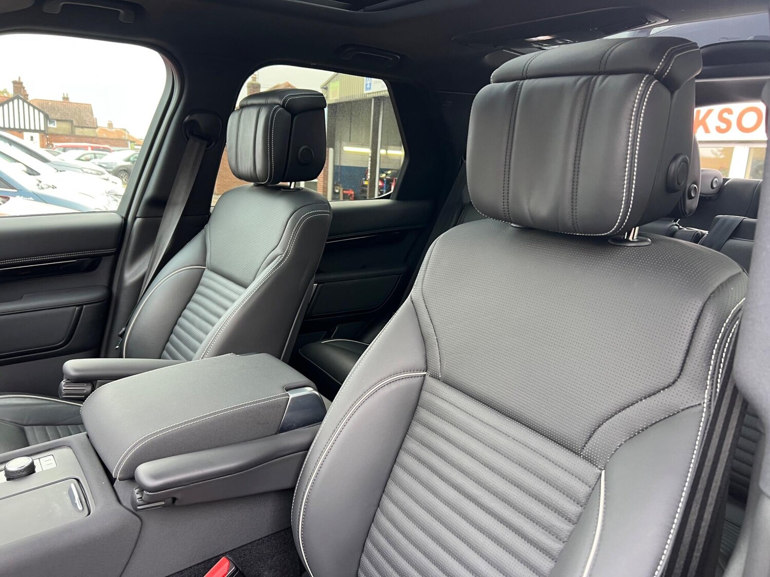 Used Land Rover Discovery 2023 for sale - 76138578: Photo 71