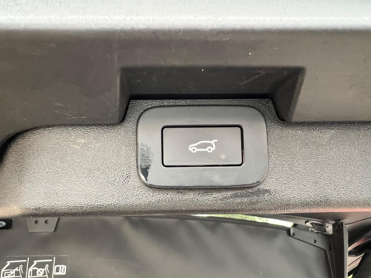 Used Land Rover Discovery 2023 for sale - 76138578: Photo 87