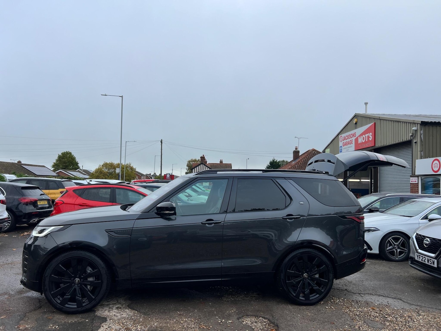 Used Land Rover Discovery 2023 for sale - 76138578: Photo 9