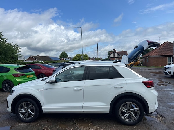 Used Volkswagen T-Roc 2024 for sale - 74810918: Photo 22