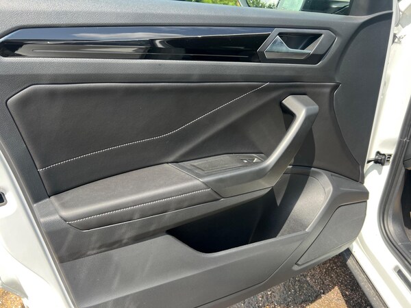 Used Volkswagen T-Roc 2024 for sale - 74810918: Photo 31