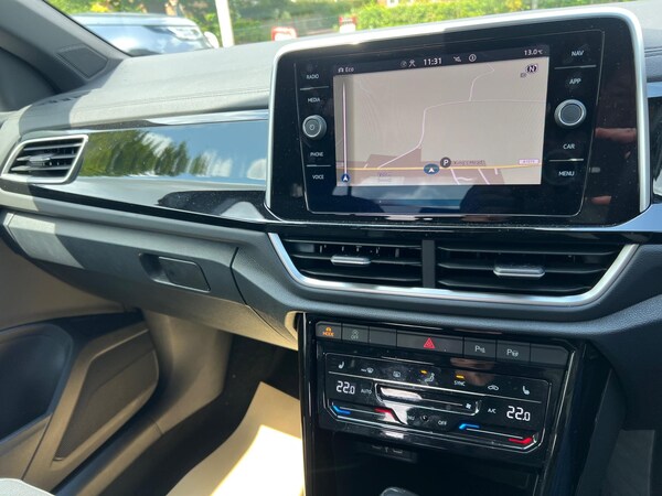 Used Volkswagen T-Roc 2024 for sale - 74810918: Photo 4