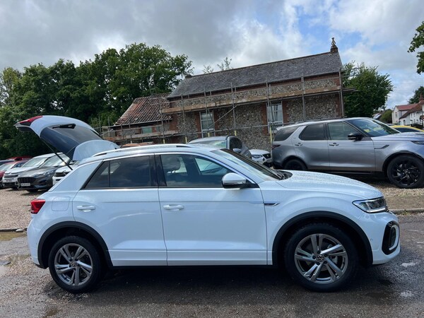 Used Volkswagen T-Roc 2024 for sale - 74810918: Photo 9
