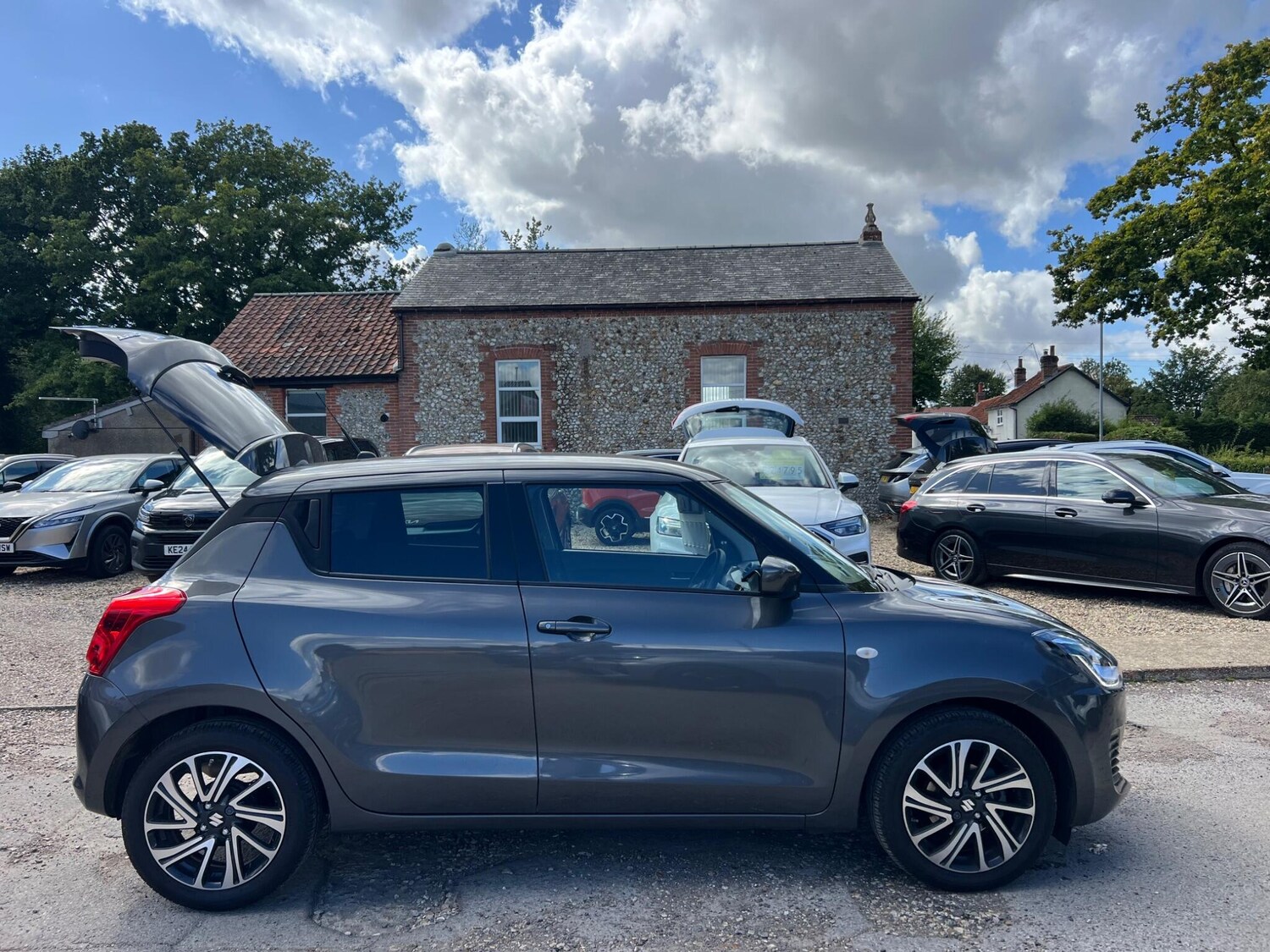 Used Suzuki Swift 2023 for sale - 75647149: Photo 24