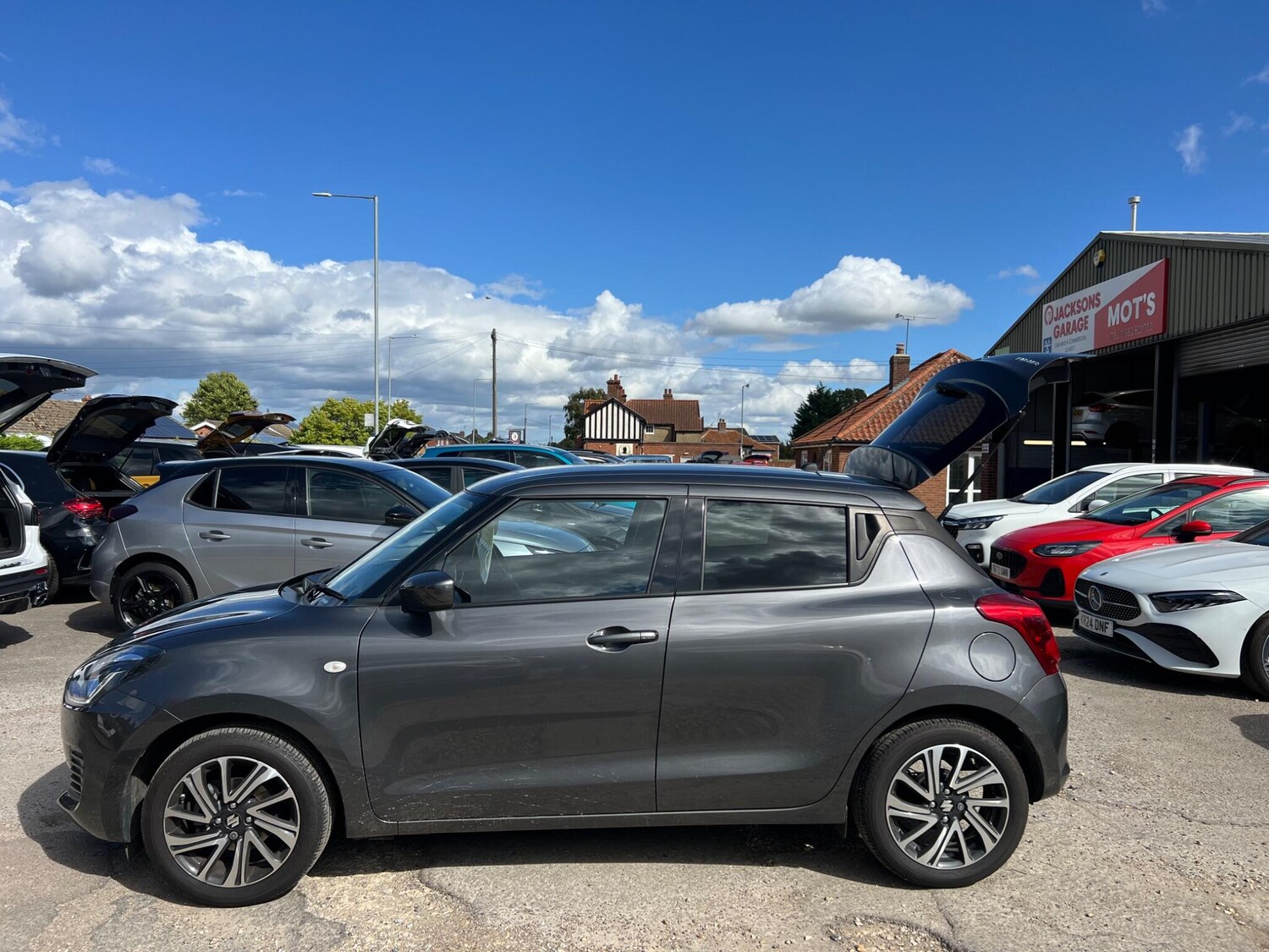 Used Suzuki Swift 2023 for sale - 75647149: Photo 43