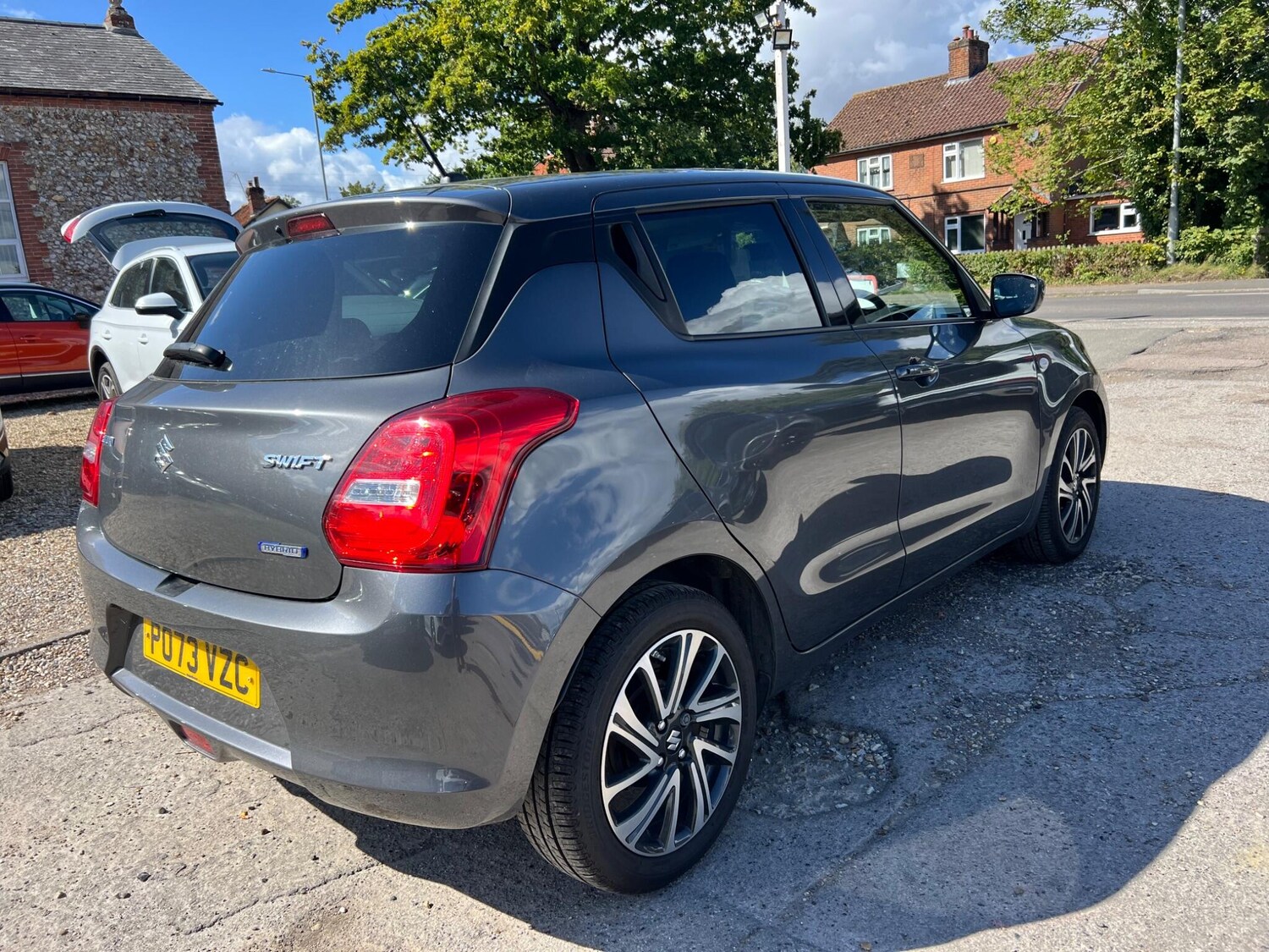 Used Suzuki Swift 2023 for sale - 75647149: Photo 75