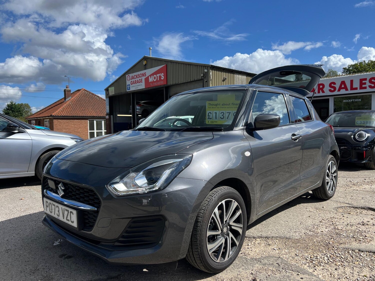 Used Suzuki Swift 2023 for sale - 75647149: Photo 9