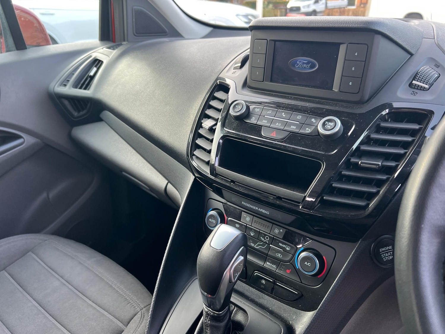 Used Ford Tourneo Connect 2022 for sale - 77306315: Photo 70