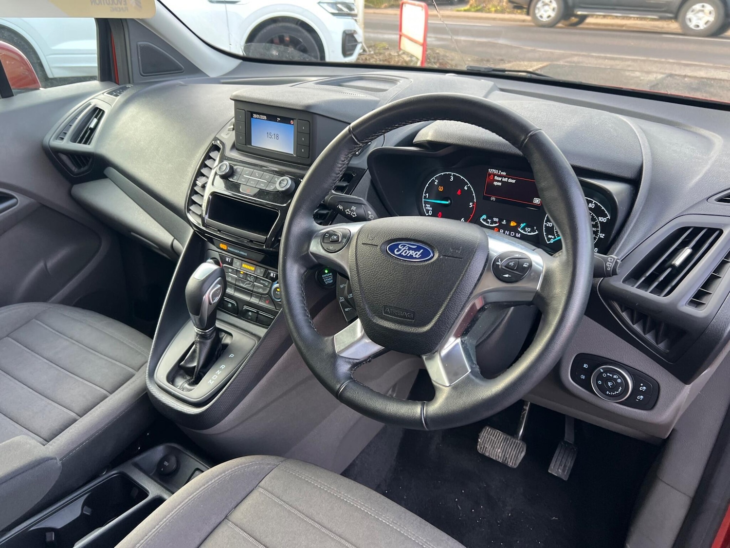 Used Ford Tourneo Connect 2022 for sale - 77306315: Photo 73