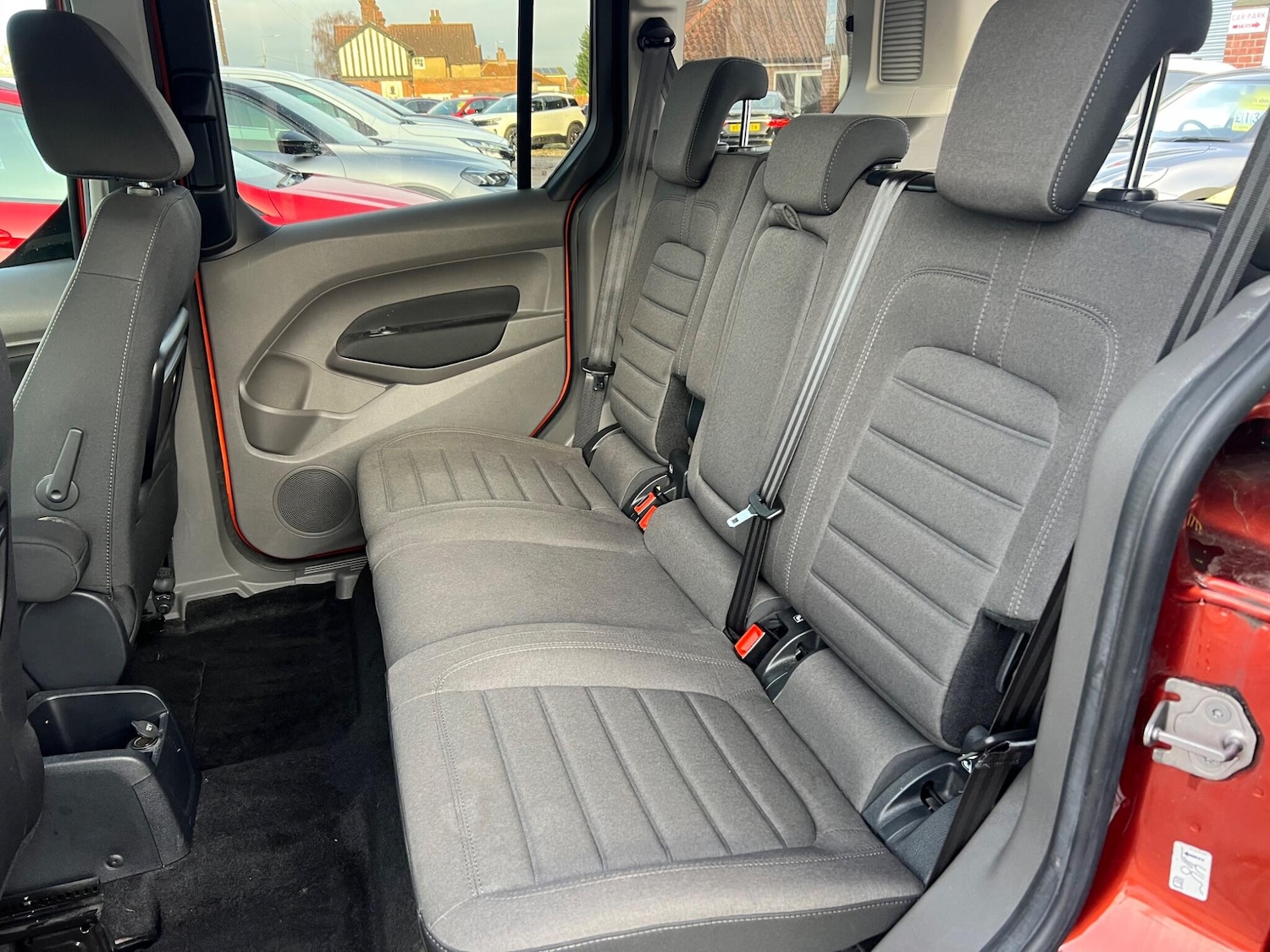 Used Ford Tourneo Connect 2022 for sale - 77306315: Photo 77