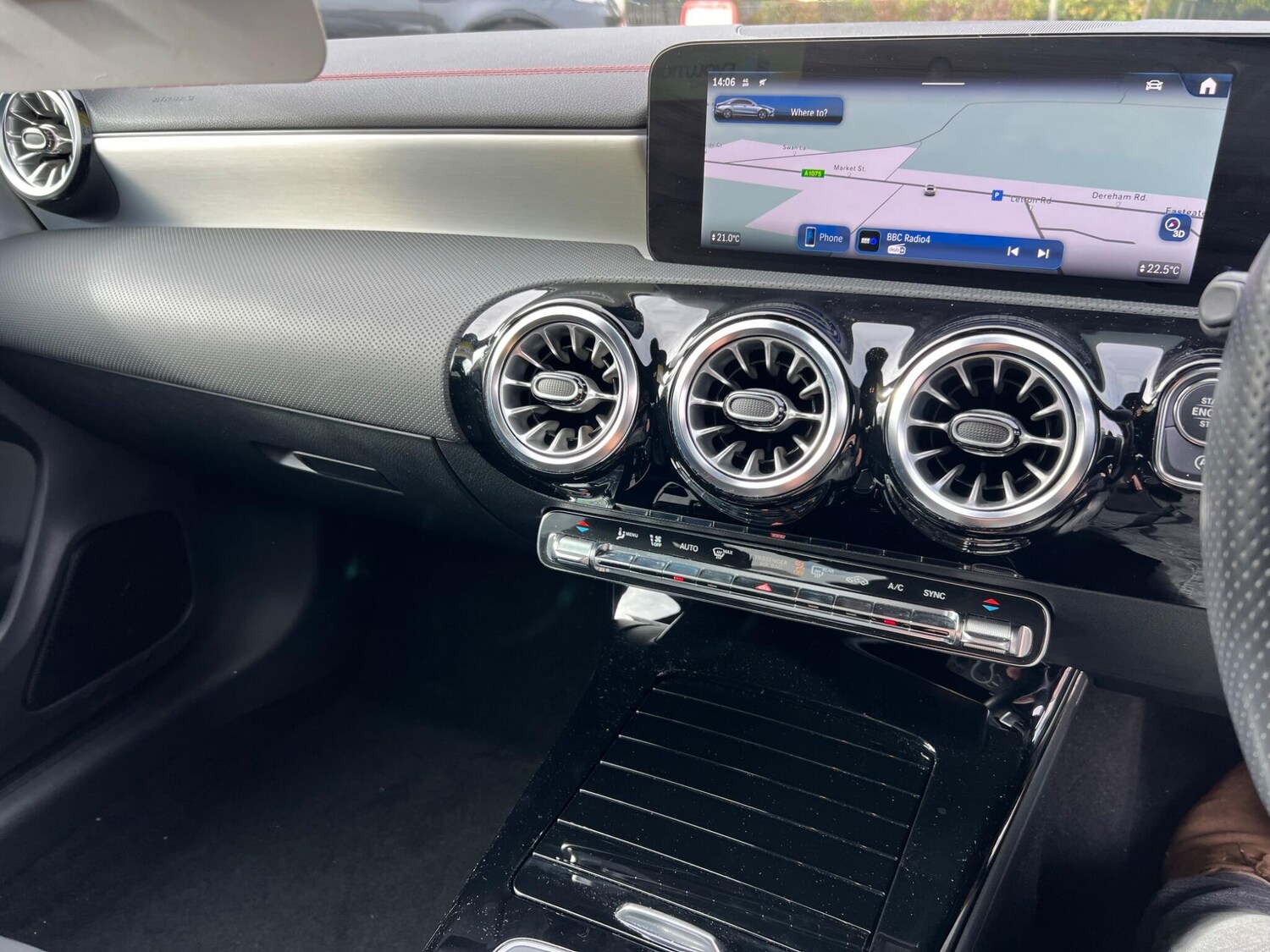 Used Mercedes-Benz CLA 2023 for sale - 76122948: Photo 4