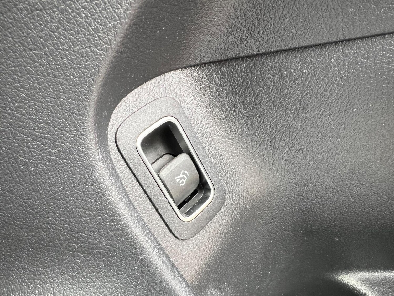 Used Mercedes-Benz CLA 2023 for sale - 76122948: Photo 5