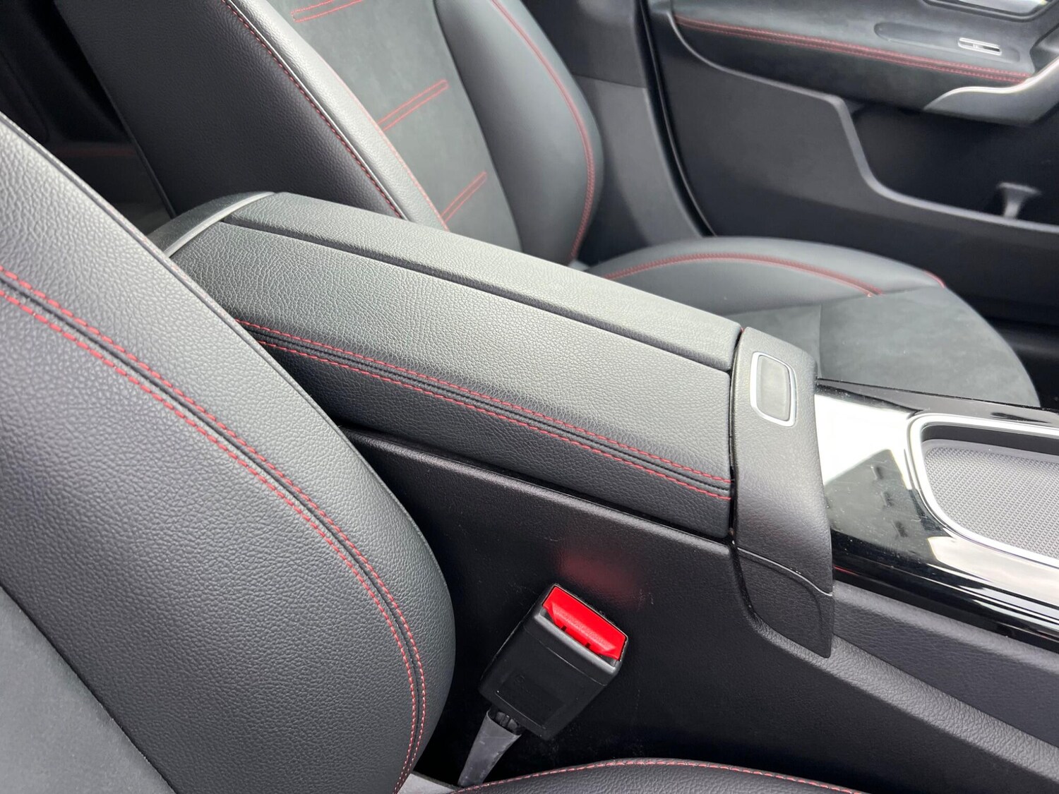 Used Mercedes-Benz CLA 2023 for sale - 76122948: Photo 85